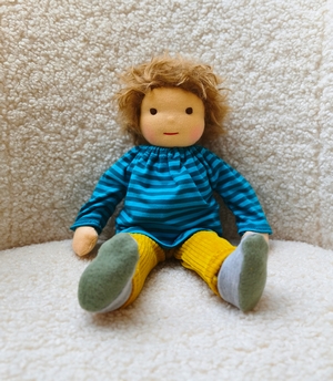 Puppenjunge_nach_Waldorfart