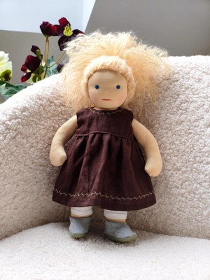 waldorfpuppe_blond