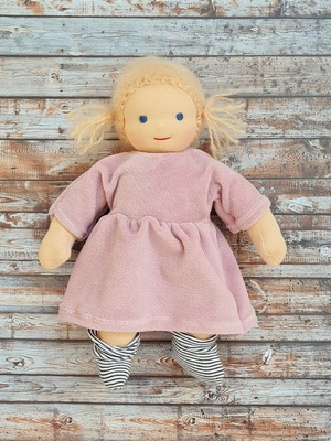 waldorfpuppe_für_mädchen